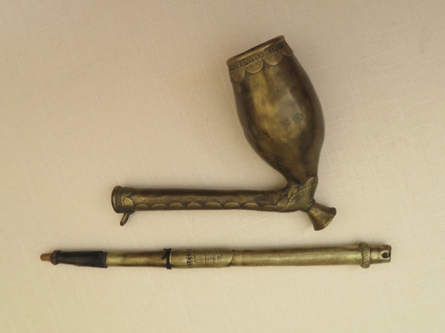 Lost Wax Casted Bronze Pipe from Benin, West Africa - Click Image to Close
