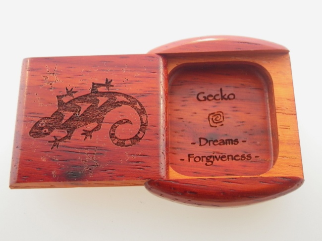 Secret Box - Gecko - African Paduak Wood - Click Image to Close