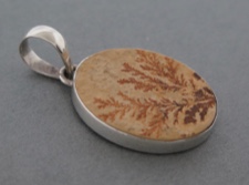 Dendrite Oval Pendant