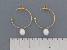 Gold Verm Hoop with Pearl