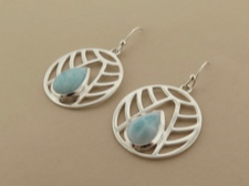 Larimar Radiating Circles