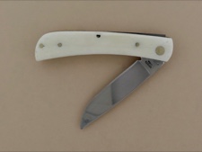 Linda Layden Handmade Scrimshaw Collectors Knife