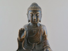 Bronze Buddha, Overcoming Fear Mudra