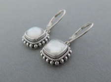 Crystal Over Pearl