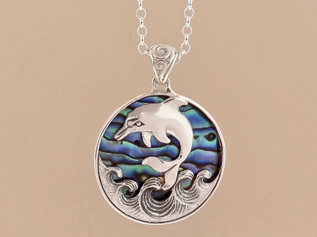 Sterling Dolphin Round - Click Image to Close