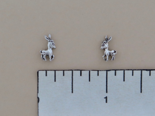 Sterling Donkey Post - Click Image to Close