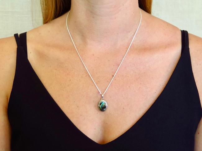 Abalone Oval Necklace - Click Image to Close