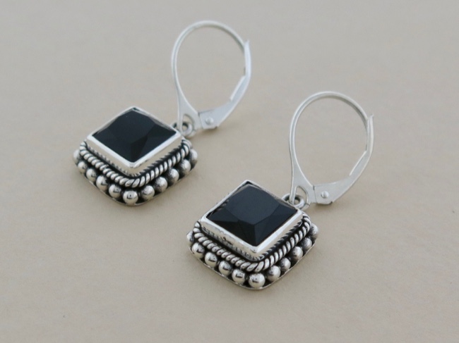 Bali Onyx Earrings - Click Image to Close