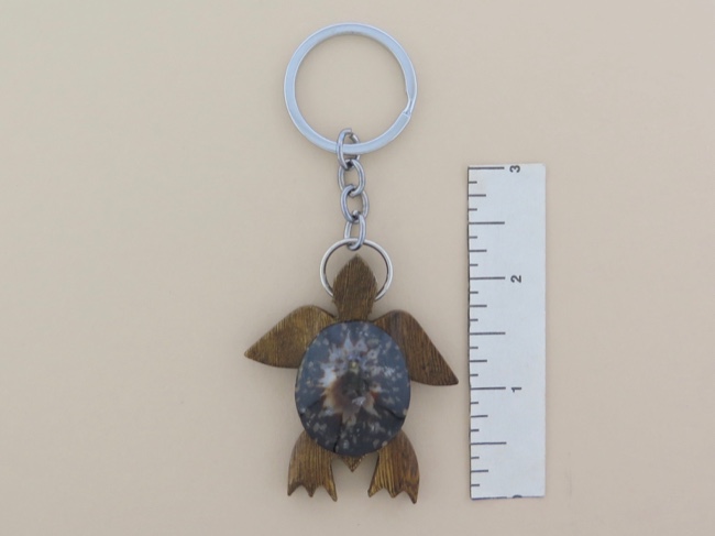 Wooden Sea Turtle and Limpet Shell Keyring - Click Image to Close