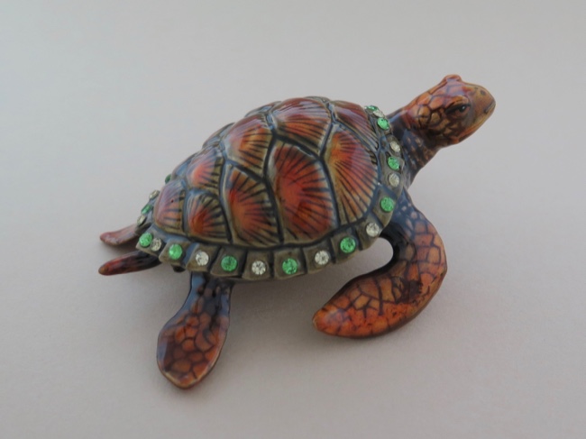 Enamel Box - Sea Turtle with Austrian Crystals - Click Image to Close