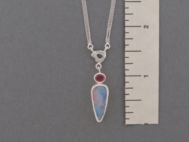 Australian Opal Beauty - Click Image to Close