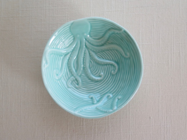 Octopus Motif Handglazed Ceramic Ringed Bowl - Click Image to Close