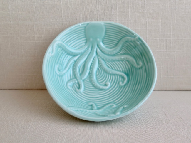 Octopus Motif Handglazed Ceramic Ringed Bowl - Click Image to Close