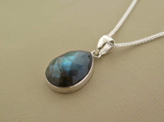 Labradorite Faceted Tear - Click Image to Close