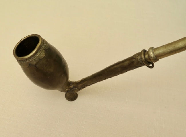 Lost Wax Casted Bronze Pipe from Benin, West Africa - Click Image to Close