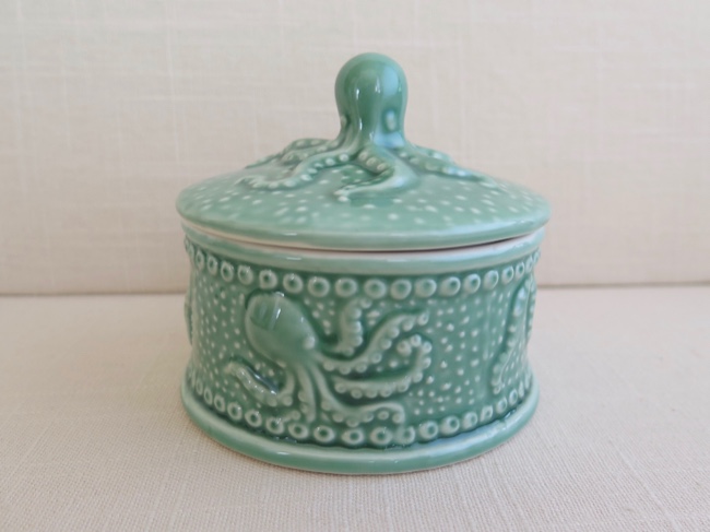 Octopus Theme Handglazed Ceramic Box - Click Image to Close