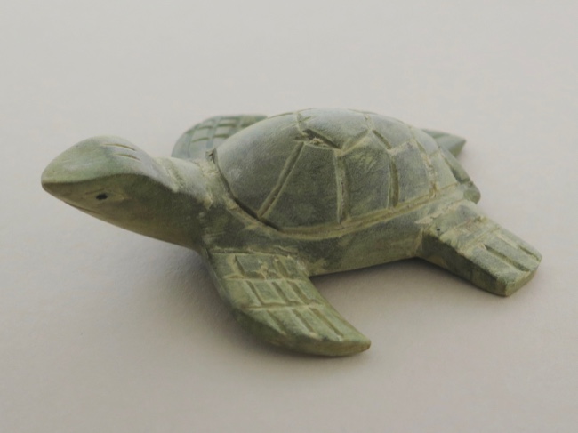 Baby Turtle Hatchling Handcarved Hibiscus Wood - Click Image to Close