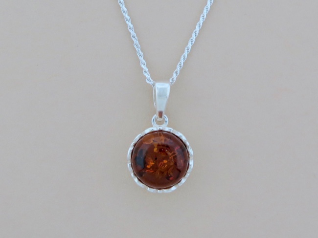 Amber Round Necklace - Click Image to Close