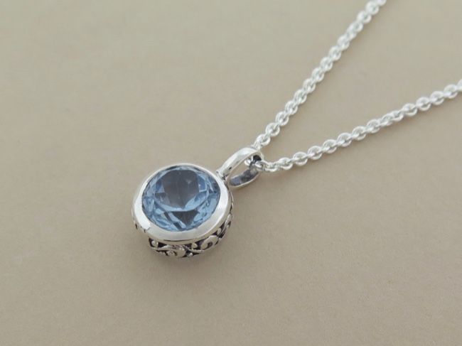 Blue Topaz Necklace - Click Image to Close