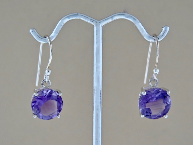 Amethyst Prong Set - Click Image to Close