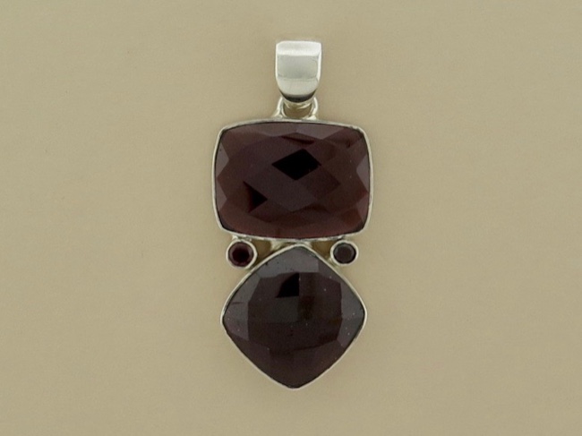 Garnet Mixed Shapes - Click Image to Close