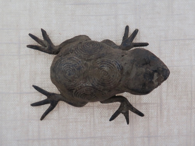 Burkina Faso Bobo Tribe Bronze Frog Totem - Click Image to Close