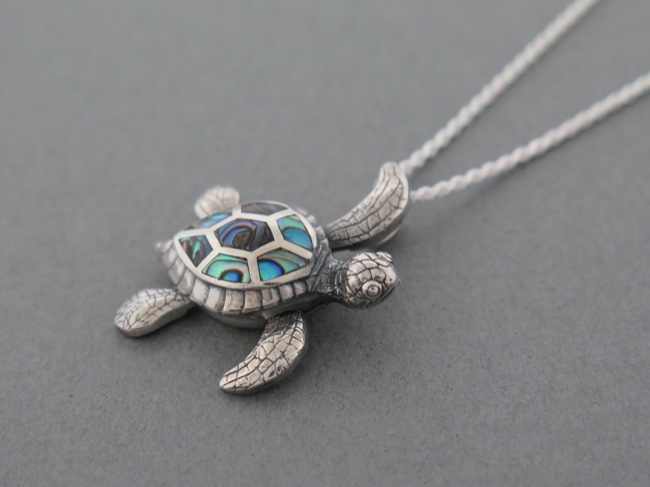 Abalone Turtle Necklace - Click Image to Close