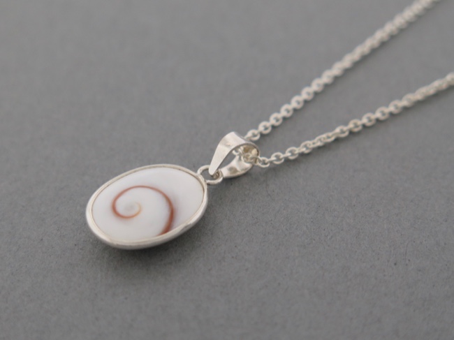 Siwa Shell Necklace - Click Image to Close