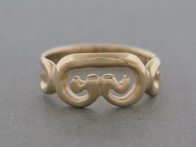 Petroglyph Ring 7 7.5 - Click Image to Close