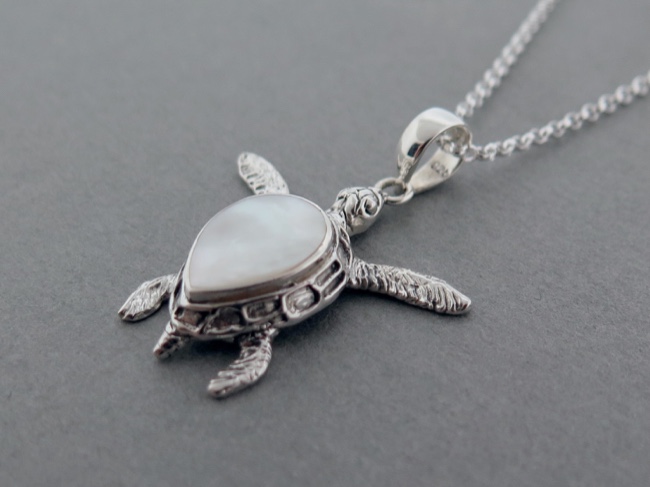 Mother of Pearl Turtle - Click Image to Close