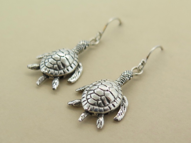 Sterling Turtle Dangles - Click Image to Close