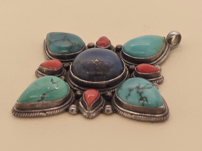 Turquoise Nepal Pendant - Click Image to Close