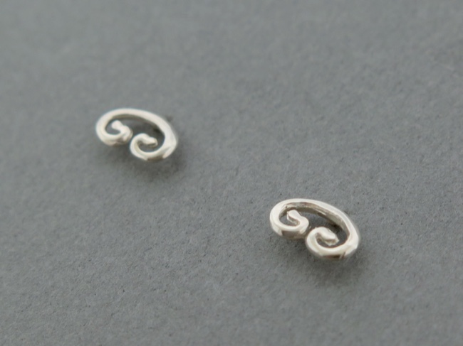 Petroglyph Post Earrings - Click Image to Close