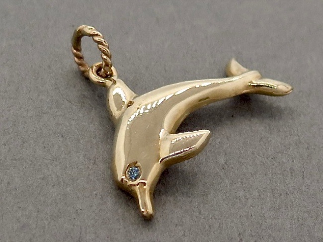 Gold Dolphin Pendant - Click Image to Close