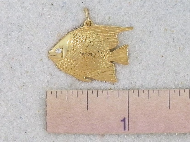 Angelfish Pendant 14k - Click Image to Close