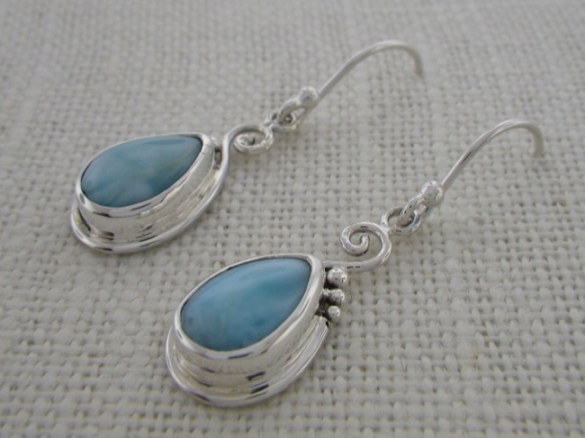 Larimar Swirl Tear - Click Image to Close