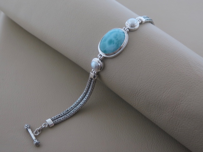 Larimar and Mabe Delight - Click Image to Close