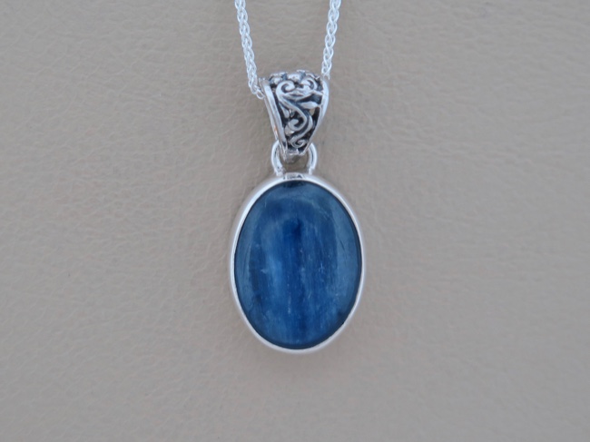 Kyanite Necklace - Click Image to Close
