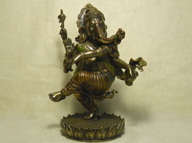 Dancing Ganesha Exquisitely Poised on Lotus - Click Image to Close