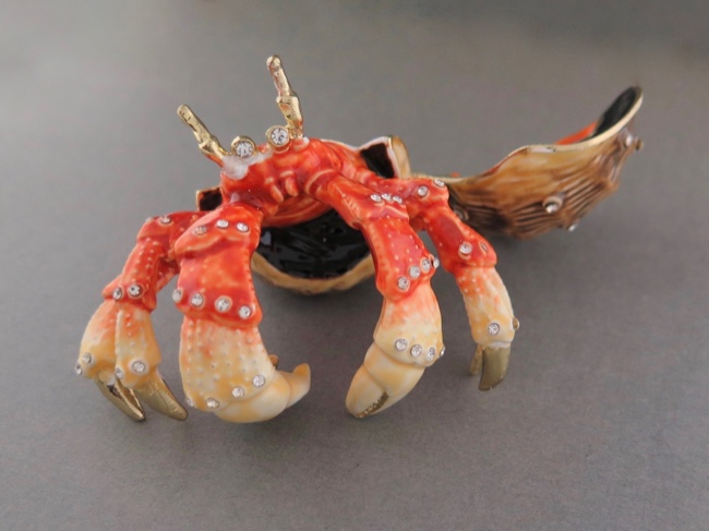 Enamel Box - Hermit Crab with Austrian Crystals - Click Image to Close