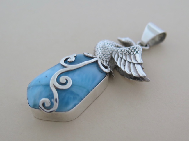 Larimar and Swan - Click Image to Close