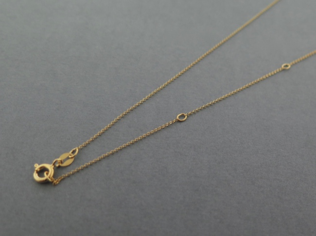 Gold Circle Necklace - Click Image to Close