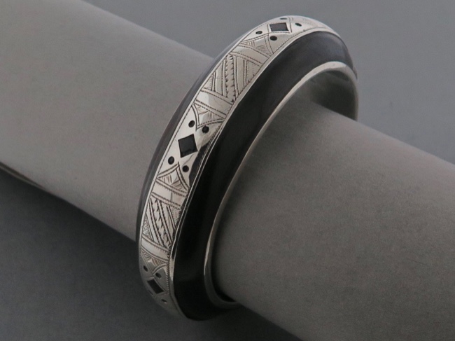 Tuareg Ebony Cuff - Click Image to Close