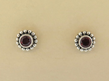 Garnet Flower Post