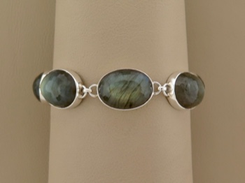 Lovely Labradorite